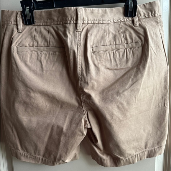Talbots chino shorts, size 6 - Picture 2 of 3